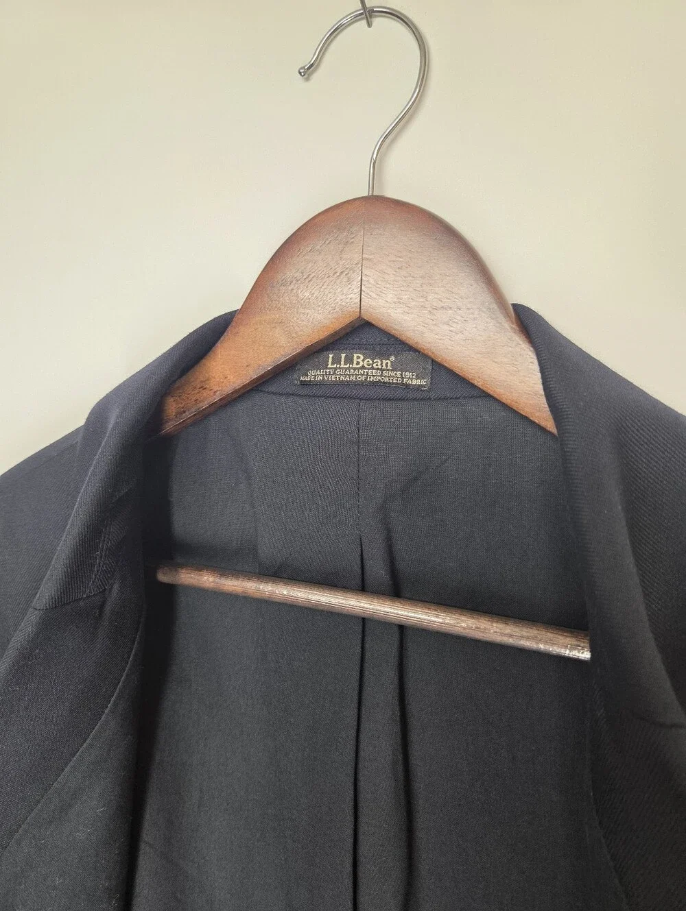 LL Bean Mens 48R Navy Wool Blazer Sport Coat Zip Pocket